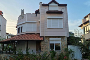 Antalya Villa Tatil Evi Deniz Kenarı